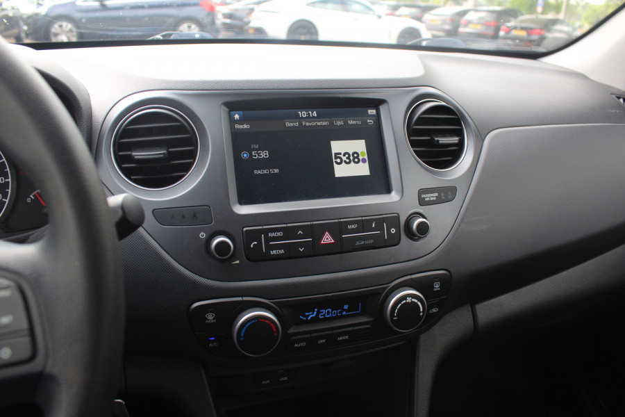 Hyundai i10 1.0i Go! 2017 / Navigatie / Apple CarPlay / Bluetooth / Lichtmetalen Velgen / Cruise control / Climate Control