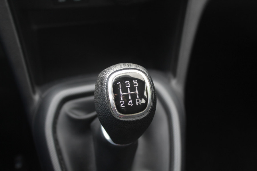 Hyundai i10 1.0i Go! 2017 / Navigatie / Apple CarPlay / Bluetooth / Lichtmetalen Velgen / Cruise control / Climate Control