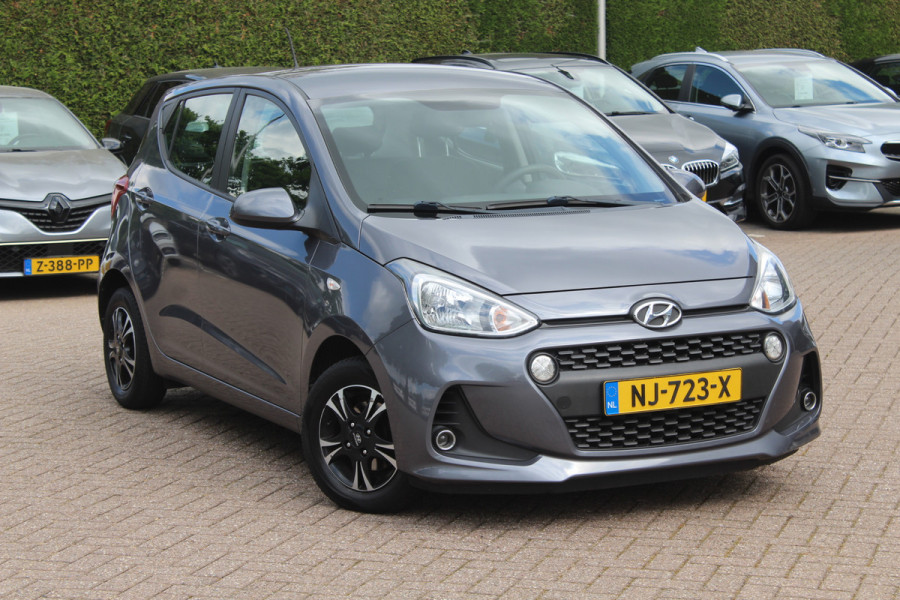 Hyundai i10 1.0i Go! 2017 / Navigatie / Apple CarPlay / Bluetooth / Lichtmetalen Velgen / Cruise control / Climate Control