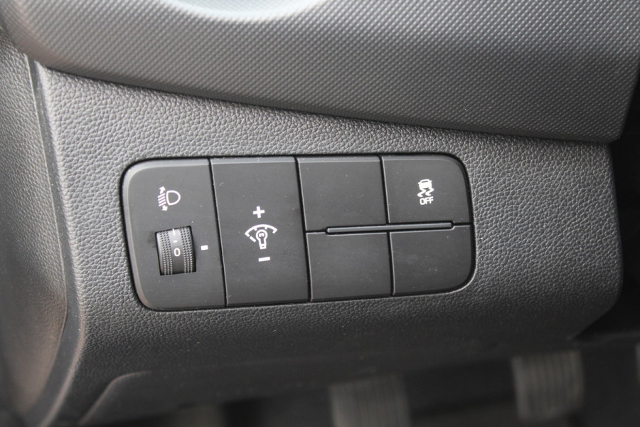 Hyundai i10 1.0i Go! 2017 / Navigatie / Apple CarPlay / Bluetooth / Lichtmetalen Velgen / Cruise control / Climate Control