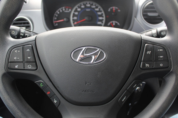 Hyundai i10 1.0i Go! 2017 / Navigatie / Apple CarPlay / Bluetooth / Lichtmetalen Velgen / Cruise control / Climate Control