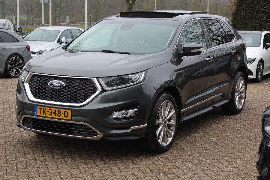Ford Edge 2.0 TDCI Vignale / Trekhaak / Panoramadak / Camera / Leder / 20'' / Keyless / Apple CarPlay / DAB / Stoelverwarming / Stuurverwarming / Cruise Control