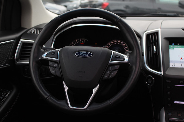 Ford Edge 2.0 TDCI Vignale / Trekhaak / Panoramadak / Camera / Leder / 20'' / Keyless / Apple CarPlay / DAB / Stoelverwarming / Stuurverwarming / Cruise Control