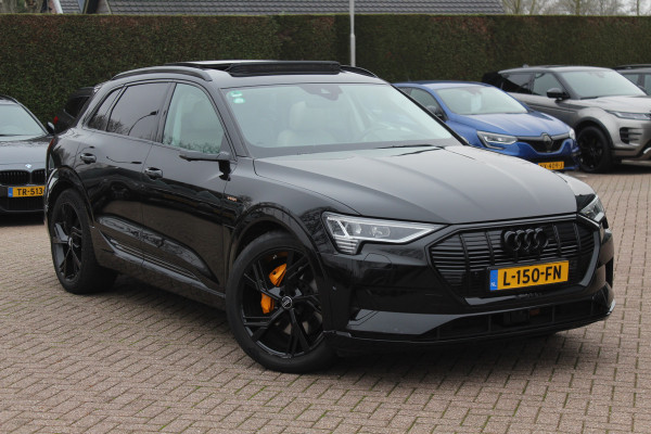 Audi e-tron e-tron 55 quattro advanced Pro Line Plus 95 kWh / Full option! / Trekhaak / Panoramadak / 360Camera / Head-up / B&O / Keyless / 21'' / Softclose / Stoelmassage / Luxe Leder / Nachtzicht / DAB / ACC