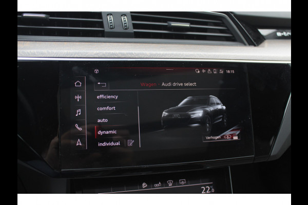 Audi e-tron e-tron 55 quattro advanced Pro Line Plus 95 kWh / Full option! / Trekhaak / Panoramadak / 360Camera / Head-up / B&O / Keyless / 21'' / Softclose / Stoelmassage / Luxe Leder / Nachtzicht / DAB / ACC