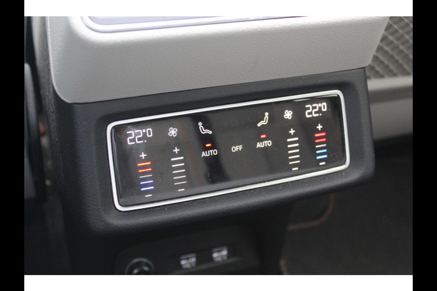 Audi e-tron e-tron 55 quattro advanced Pro Line Plus 95 kWh / Full option! / Trekhaak / Panoramadak / 360Camera / Head-up / B&O / Keyless / 21'' / Softclose / Stoelmassage / Luxe Leder / Nachtzicht / DAB / ACC