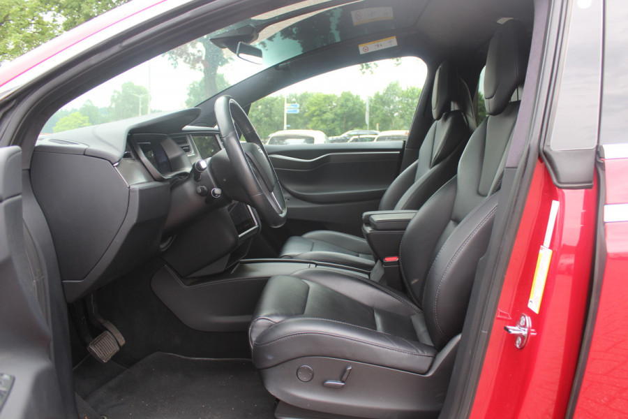 Tesla Model X 100D 7p. / Autopilot / Trekhaak / Panoramadak / 22'' / Luxe Leder / Luchtvering
