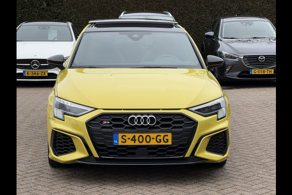 Audi S3 Limousine 2.0 TFSI quattro Edition One / Panoramadak / Camera / RS Seats / B&O / 19'' / Matrix LED / Navigatie / Dodehoek / ACC / Stoelverwarming / DAB