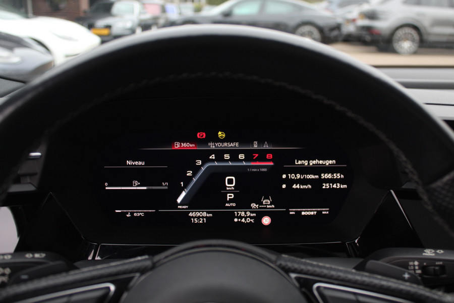 Audi S3 Limousine 2.0 TFSI quattro Edition One / Panoramadak / Camera / RS Seats / B&O / 19'' / Matrix LED / Navigatie / Dodehoek / ACC / Stoelverwarming / DAB