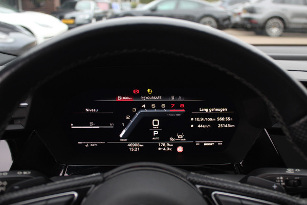 Audi S3 Limousine 2.0 TFSI quattro Edition One / Panoramadak / Camera / RS Seats / B&O / 19'' / Matrix LED / Navigatie / Dodehoek / ACC / Stoelverwarming / DAB