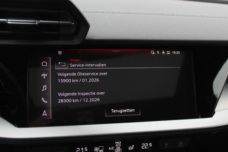 Audi S3 Limousine 2.0 TFSI quattro Edition One / Panoramadak / Camera / RS Seats / B&O / 19'' / Matrix LED / Navigatie / Dodehoek / ACC / Stoelverwarming / DAB