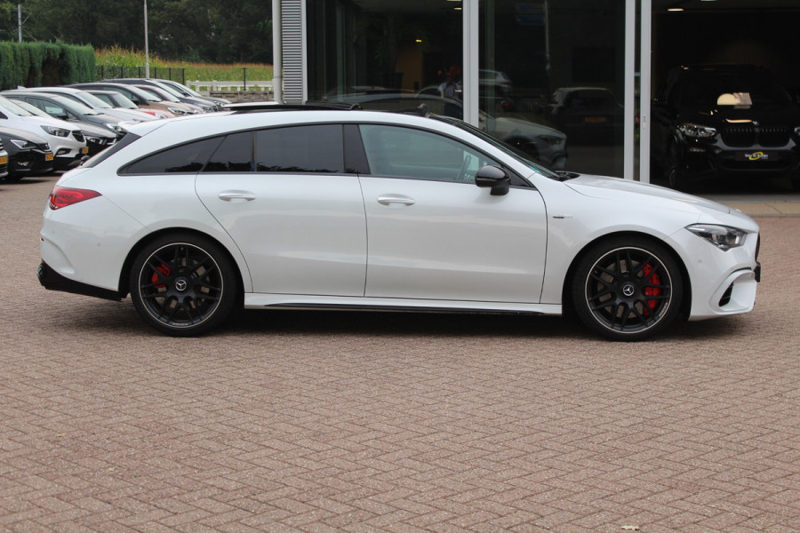 Mercedes-Benz CLA-Klasse Shooting Brake AMG 45 S 4MATIC+ Premium Plus / Panoramadak / 360Camera / Sportuitlaat / Schaalstoelen / Burmester / DAB / Dodehoek / Matrix LED / Memory seats / Navigatie