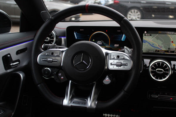 Mercedes-Benz CLA-Klasse Shooting Brake AMG 45 S 4MATIC+ Premium Plus / Panoramadak / 360Camera / Sportuitlaat / Schaalstoelen / Burmester / DAB / Dodehoek / Matrix LED / Memory seats / Navigatie