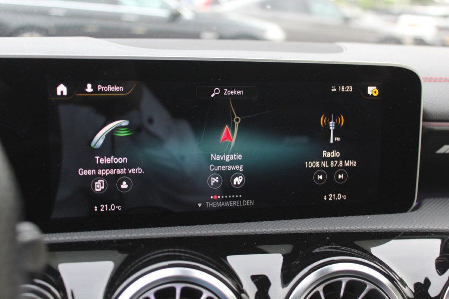 Mercedes-Benz CLA-Klasse Shooting Brake AMG 45 S 4MATIC+ Premium Plus / Panoramadak / 360Camera / Sportuitlaat / Schaalstoelen / Burmester / DAB / Dodehoek / Matrix LED / Memory seats / Navigatie