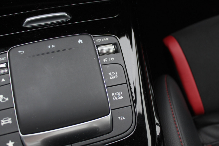 Mercedes-Benz CLA-Klasse Shooting Brake AMG 45 S 4MATIC+ Premium Plus / Panoramadak / 360Camera / Sportuitlaat / Schaalstoelen / Burmester / DAB / Dodehoek / Matrix LED / Memory seats / Navigatie
