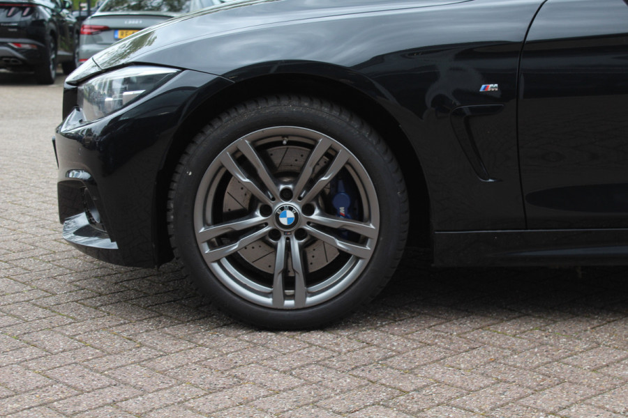 BMW 4 Serie Gran Coupé 430i xDrive High Exe. M Sport 62.559 km! / Camera / Leder / 18'' / Harman Kardon / Navigatie / DAB / Stoelverwarming / Cruise Control