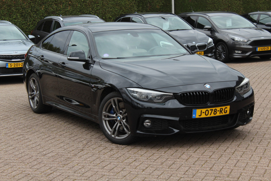 BMW 4 Serie Gran Coupé 430i xDrive High Exe. M Sport 62.559 km! / Camera / Leder / 18'' / Harman Kardon / Navigatie / DAB / Stoelverwarming / Cruise Control