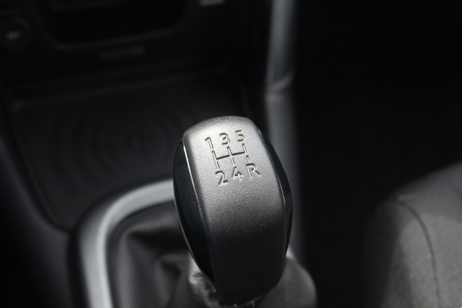 Citroën C3 Aircross 1.2 PureTech S&S Feel / Trekhaak / Navigatie / 16'' / Bluetooth / Cruise Control