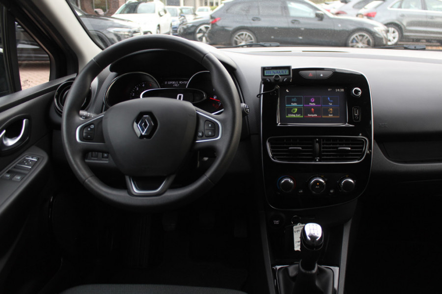Renault Clio 1.2 TCe Zen / Navigatie / 16'' / DAB / Cruise Control