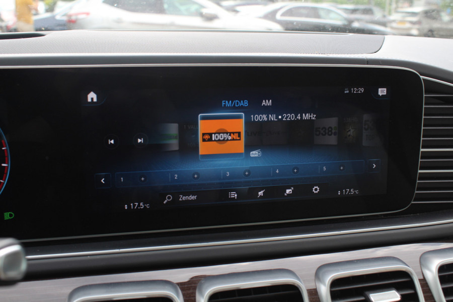 Mercedes-Benz GLE 450 4MATIC Premium Plus / Panoramadak / 360Camera / Burmester / 21'' / Head-up / Luchtvering / Treeplanken / Stoelventilatie / Stuurverwarming / Dodehoek / DAB / ACC