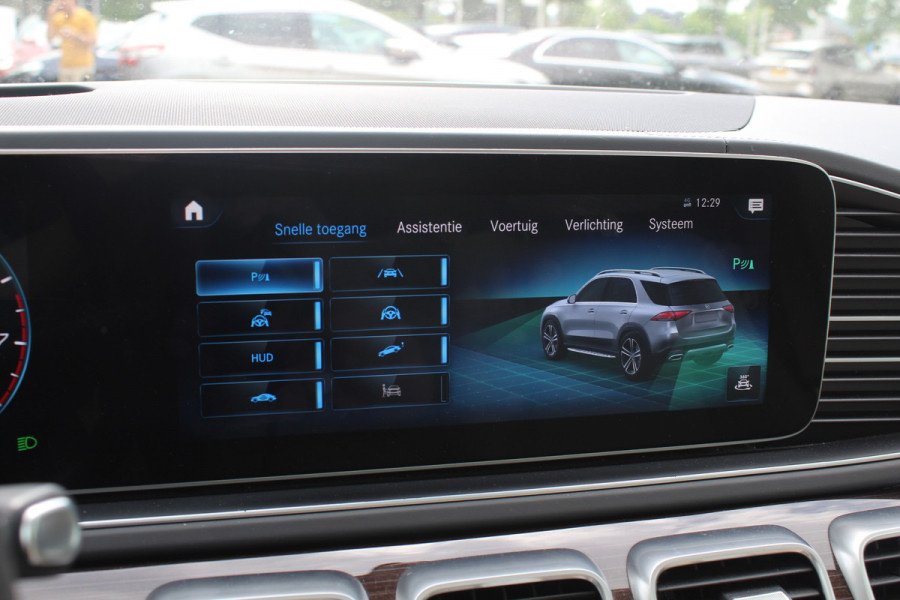 Mercedes-Benz GLE 450 4MATIC Premium Plus / Panoramadak / 360Camera / Burmester / 21'' / Head-up / Luchtvering / Treeplanken / Stoelventilatie / Stuurverwarming / Dodehoek / DAB / ACC