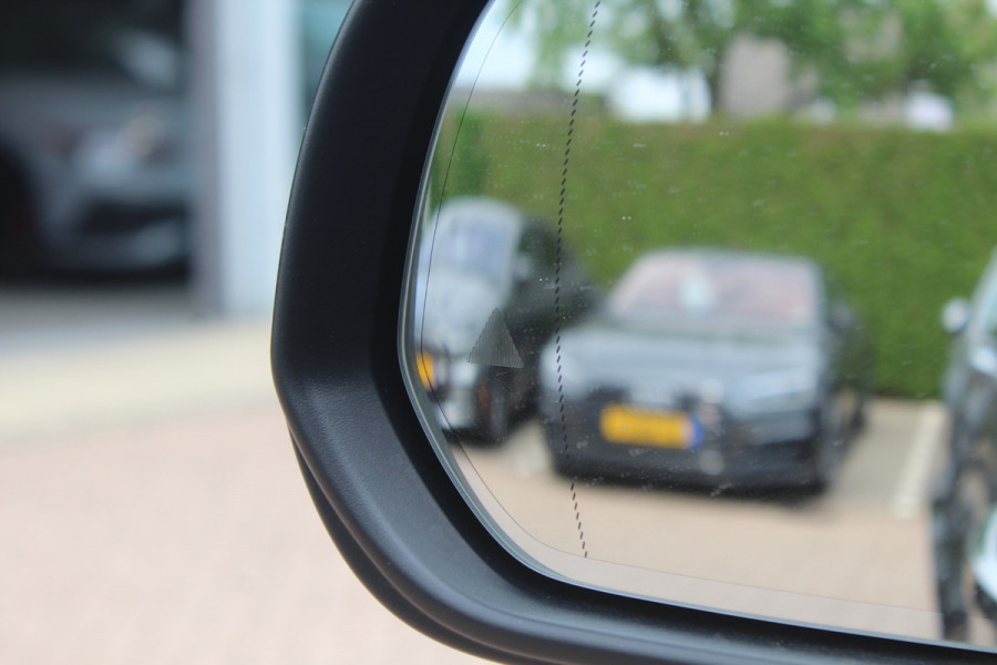Mercedes-Benz GLE 450 4MATIC Premium Plus / Panoramadak / 360Camera / Burmester / 21'' / Head-up / Luchtvering / Treeplanken / Stoelventilatie / Stuurverwarming / Dodehoek / DAB / ACC