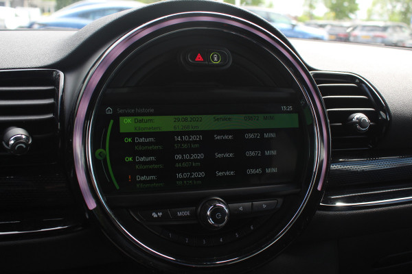 MINI Clubman 2.0 Cooper S Chili Serious Business / Leder / 19'' / Navigatie / Keyless / Getint glas / Parkeerhulp V+A / Stoelverwarming / DAB / Cruise Control