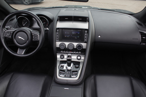 Jaguar F-Type 3.0 V6 Convertible 69.614 km! / Camera / Leder / Keyless / Memory seats / 19'' / Sportuitlaat