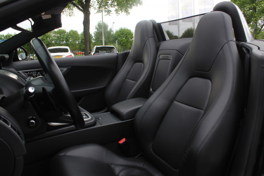 Jaguar F-Type 3.0 V6 Convertible 69.614 km! / Camera / Leder / Keyless / Memory seats / 19'' / Sportuitlaat