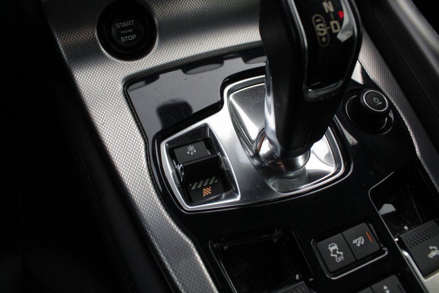 Jaguar F-Type 3.0 V6 Convertible 69.614 km! / Camera / Leder / Keyless / Memory seats / 19'' / Sportuitlaat