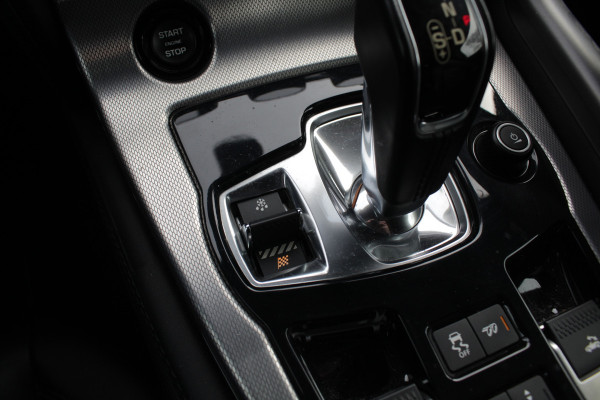 Jaguar F-Type 3.0 V6 Convertible 69.614 km! / Camera / Leder / Keyless / Memory seats / 19'' / Sportuitlaat