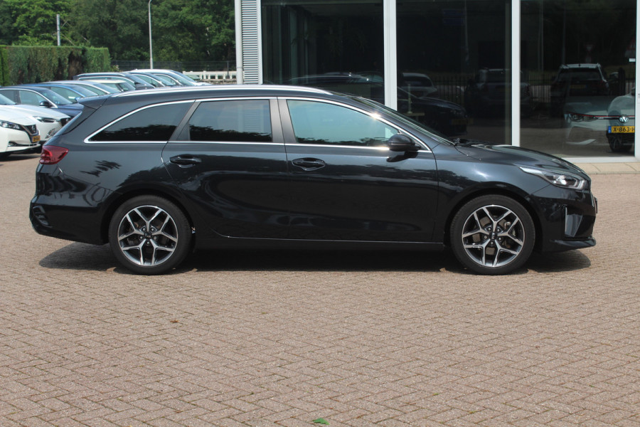 Kia Ceed Sportswagon 1.5 T-GDi GT-Line / Camera / Apple CarPlay / Keyless / 17'' / Stuurverwarming / Getint glas / DAB / Stoelverwarming