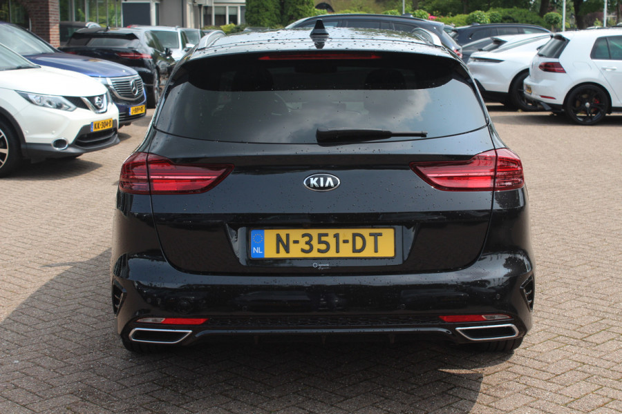 Kia Ceed Sportswagon 1.5 T-GDi GT-Line / Camera / Apple CarPlay / Keyless / 17'' / Stuurverwarming / Getint glas / DAB / Stoelverwarming