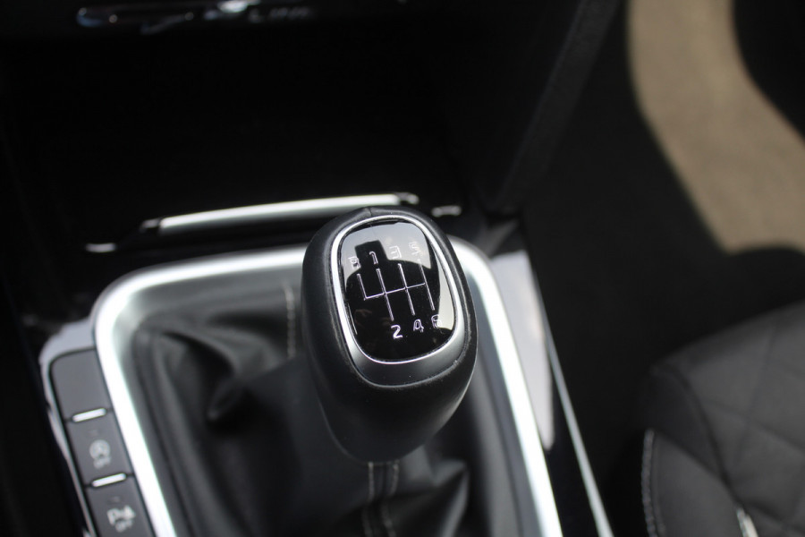 Kia Ceed Sportswagon 1.5 T-GDi GT-Line / Camera / Apple CarPlay / Keyless / 17'' / Stuurverwarming / Getint glas / DAB / Stoelverwarming