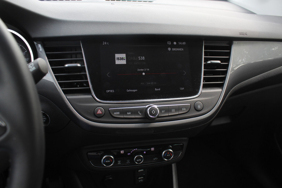 Opel Crossland 1.2 Turbo Elegance / NL Auto! / Trekhaak / Camera / Keyless / Navigatie / 16'' / LED Koplampen / Cruise Control