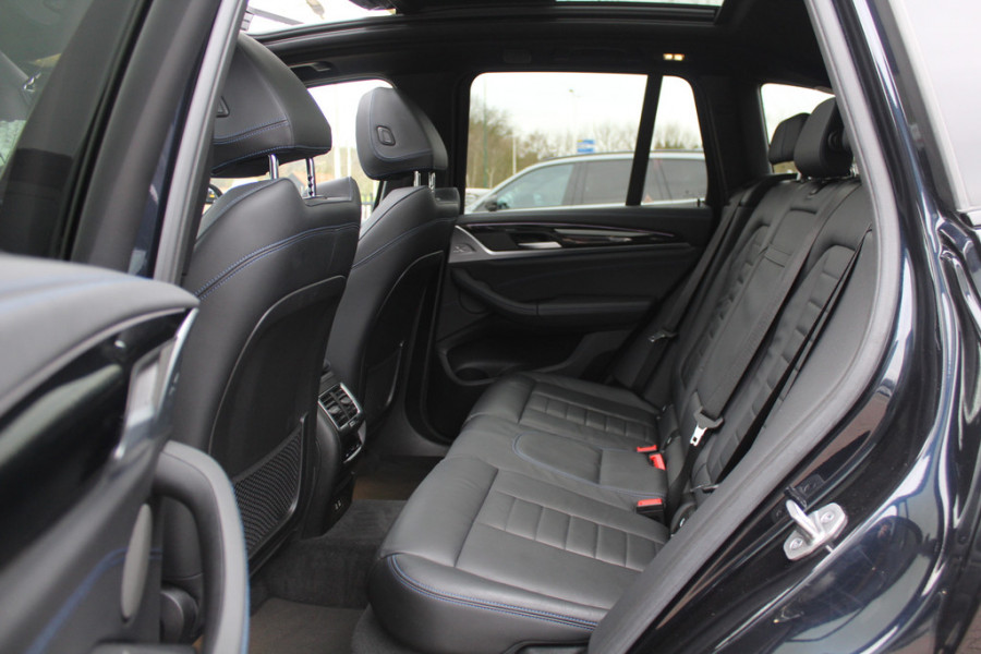 BMW iX3 High Executive 80 kWh / SoH 99% / Trekhaak / Panoramadak / 360Camera / Head-up / 20'' / Leder / Harman Kardon / Sfeerverlichting / Dodehoek / DAB / Stoelverwarming / ACC