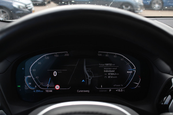 BMW iX3 High Executive 80 kWh / SoH 99% / Trekhaak / Panoramadak / 360Camera / Head-up / 20'' / Leder / Harman Kardon / Sfeerverlichting / Dodehoek / DAB / Stoelverwarming / ACC