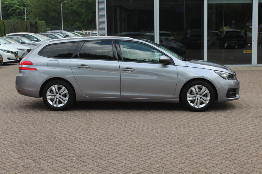 Peugeot 308 SW 1.2 PureTech Blue Lease Exe. / NIEUWSTAAT! / Panoramadak / Navigatie / Parkeerhulp V+A / 16'' / DAB / Cruise Control