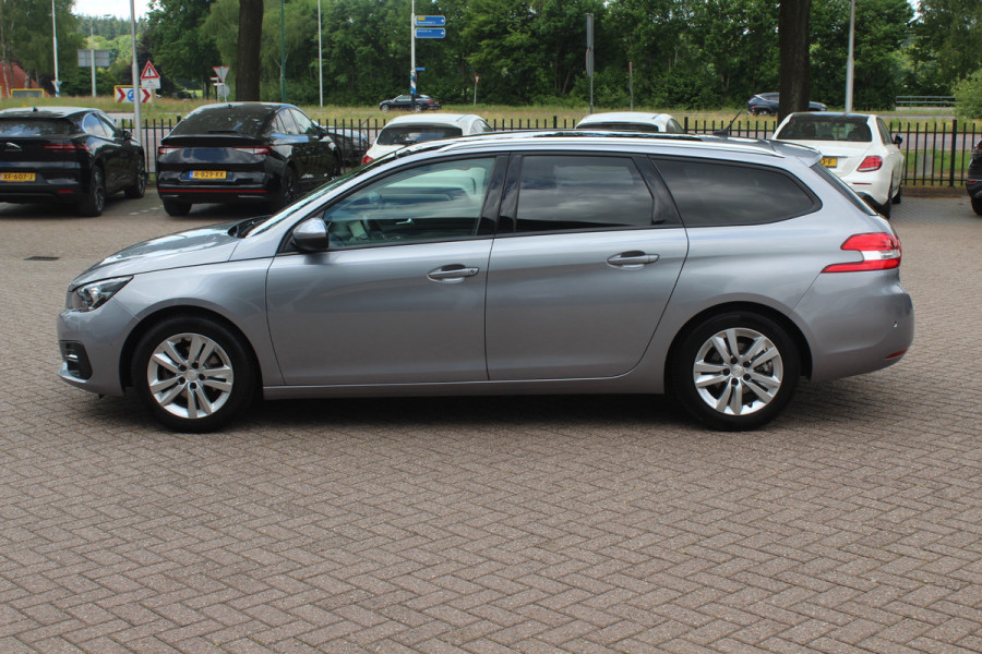 Peugeot 308 SW 1.2 PureTech Blue Lease Exe. / NIEUWSTAAT! / Panoramadak / Navigatie / Parkeerhulp V+A / 16'' / DAB / Cruise Control