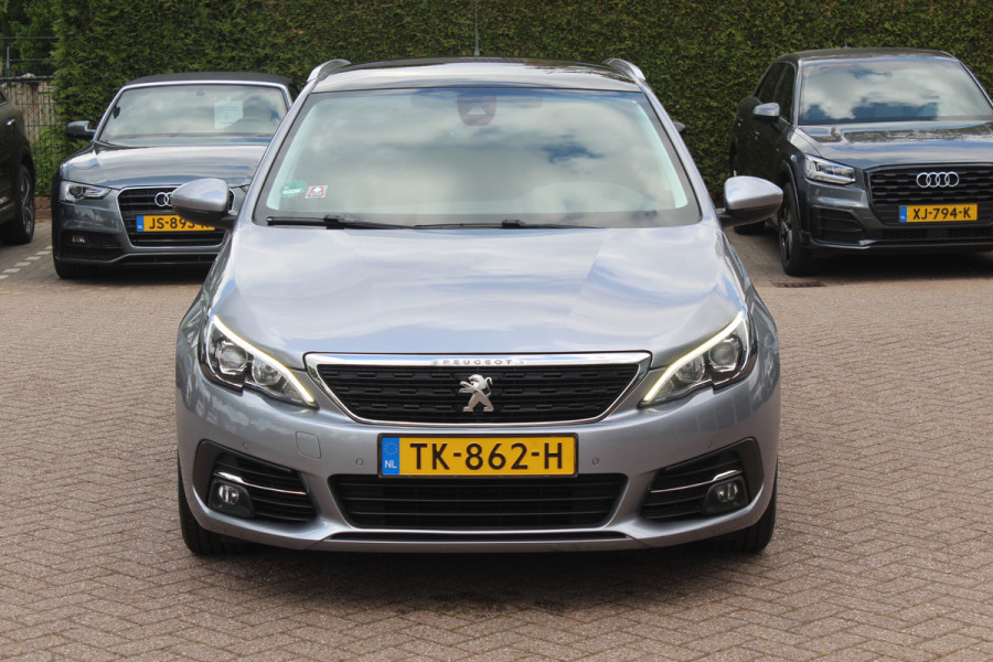 Peugeot 308 SW 1.2 PureTech Blue Lease Exe. / NIEUWSTAAT! / Panoramadak / Navigatie / Parkeerhulp V+A / 16'' / DAB / Cruise Control