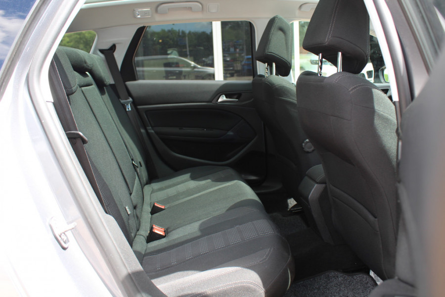Peugeot 308 SW 1.2 PureTech Blue Lease Exe. / NIEUWSTAAT! / Panoramadak / Navigatie / Parkeerhulp V+A / 16'' / DAB / Cruise Control