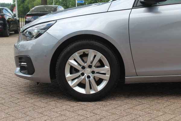 Peugeot 308 SW 1.2 PureTech Blue Lease Exe. / NIEUWSTAAT! / Panoramadak / Navigatie / Parkeerhulp V+A / 16'' / DAB / Cruise Control