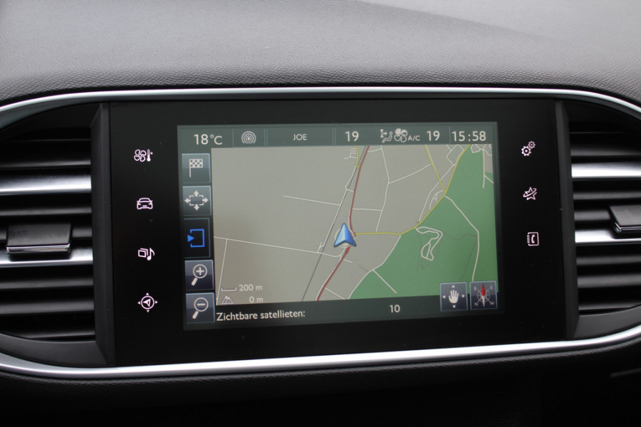 Peugeot 308 SW 1.2 PureTech Blue Lease Exe. / NIEUWSTAAT! / Panoramadak / Navigatie / Parkeerhulp V+A / 16'' / DAB / Cruise Control