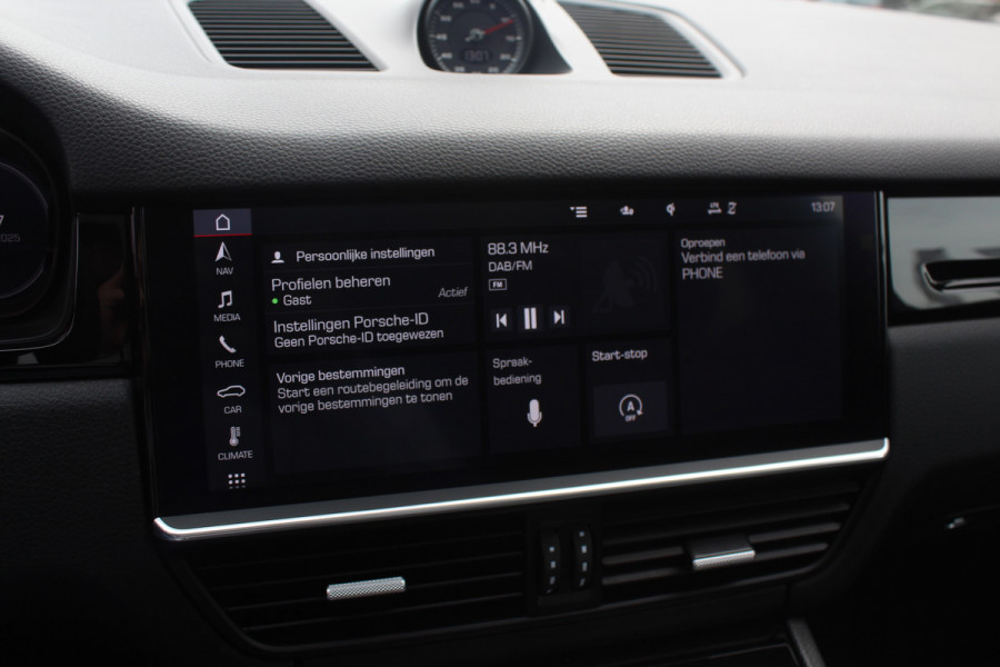 Porsche Cayenne Coupé 3.0 / Trekhaak / Panoramadak / Camera / Luchtvering / 22'' / Bose / Stoelventilatie / Sportchrono / Stoelverwarming / DAB / ACC