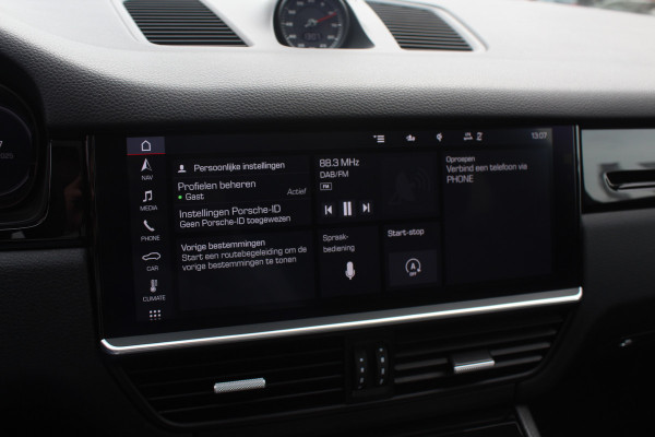 Porsche Cayenne Coupé 3.0 / Trekhaak / Panoramadak / Camera / Luchtvering / 22'' / Bose / Stoelventilatie / Sportchrono / Stoelverwarming / DAB / ACC