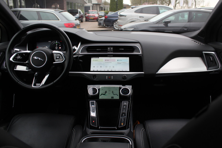 Jaguar I-PACE EV400 HSE 90 kWh / SoH 88% / Full option / Panoramadak / 360Camera / Head-up / Luchtvering / Leder / Meridian / Stuurverwarming
