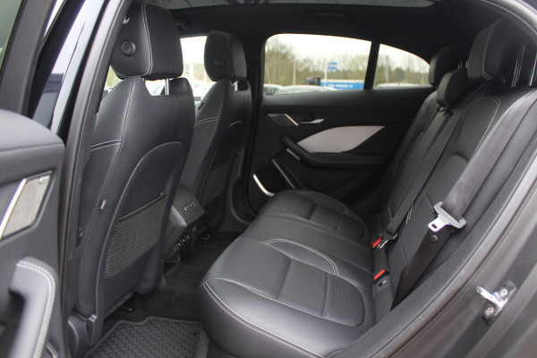 Jaguar I-PACE EV400 HSE 90 kWh / SoH 88% / Full option / Panoramadak / 360Camera / Head-up / Luchtvering / Leder / Meridian / Stuurverwarming