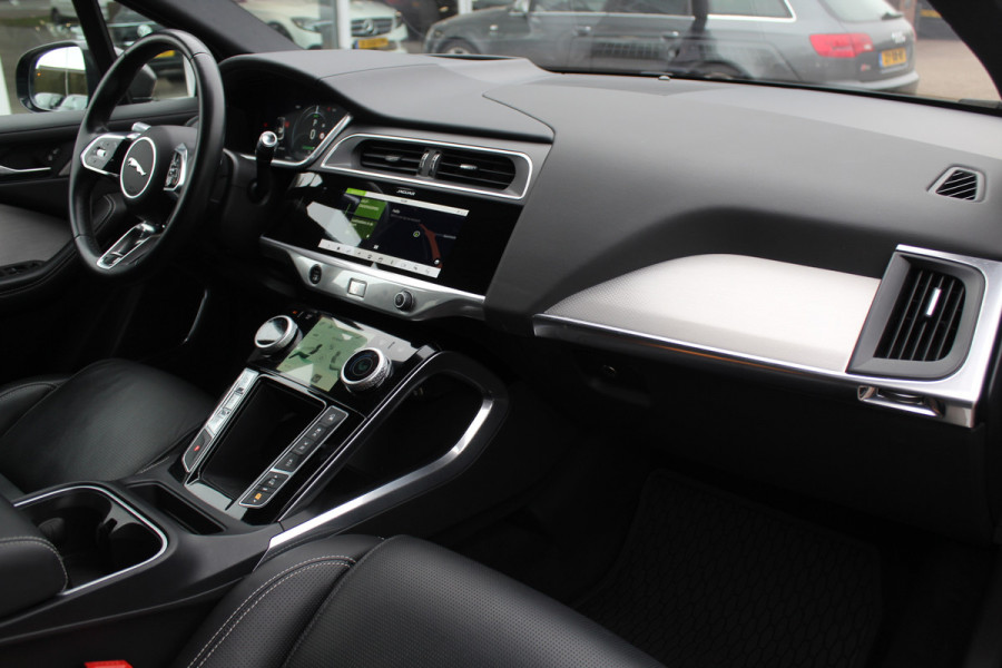 Jaguar I-PACE EV400 HSE 90 kWh / SoH 88% / Full option / Panoramadak / 360Camera / Head-up / Luchtvering / Leder / Meridian / Stuurverwarming
