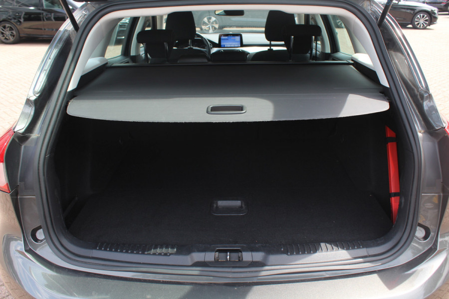 Ford FOCUS Wagon 1.0 EcoBoost Trend Edition Business / Apple CarPlay / Navigatie / Parkeerhulp V+A / Keyless / 16'' / Sportstoelen / Cruise Control