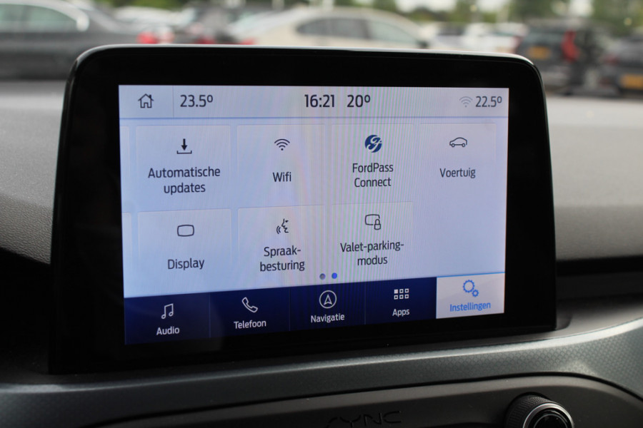 Ford FOCUS Wagon 1.0 EcoBoost Trend Edition Business / Apple CarPlay / Navigatie / Parkeerhulp V+A / Keyless / 16'' / Sportstoelen / Cruise Control